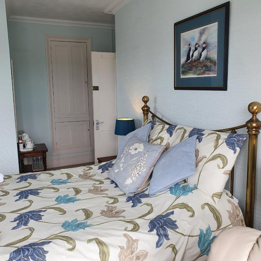 Pendyffryn Manor Bed & Breakfast Little Haven Exterior photo