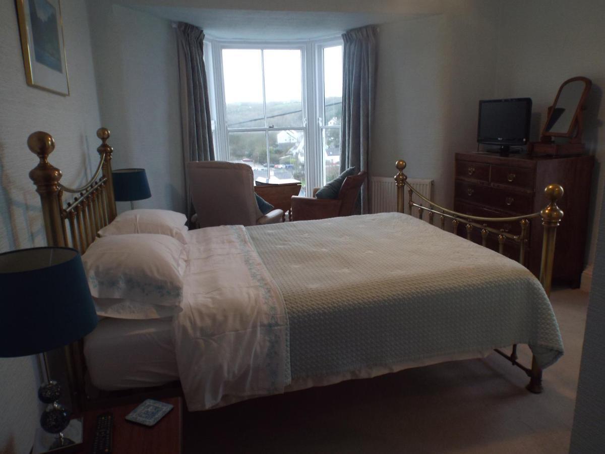 Pendyffryn Manor Bed & Breakfast Little Haven Exterior photo